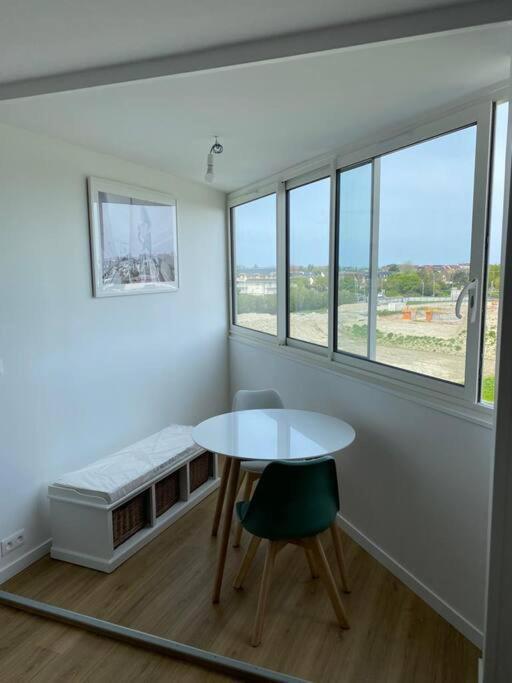 Ferienwohnung T2 Refait A Neuf Cabourg Exterior foto